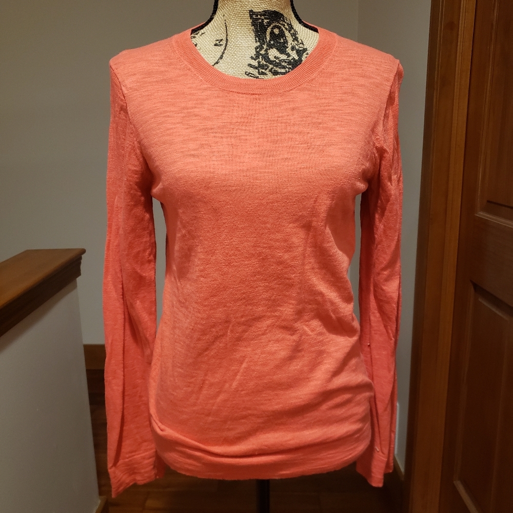 J. Crew size M salmon crew neck sweater